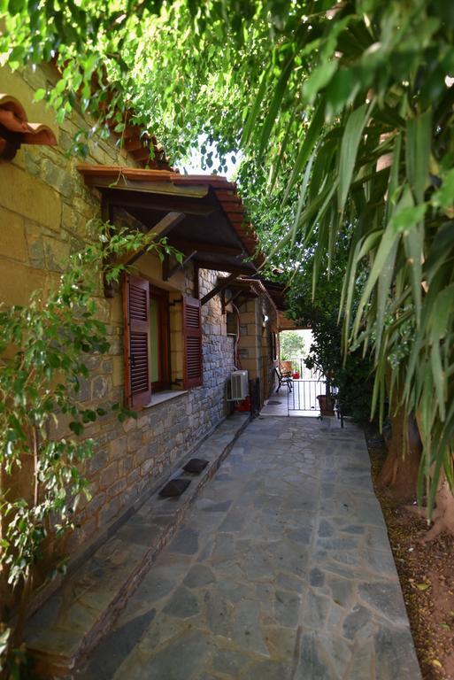 Villa Onar A Stone House With Amazing View Stoupa Exterior photo