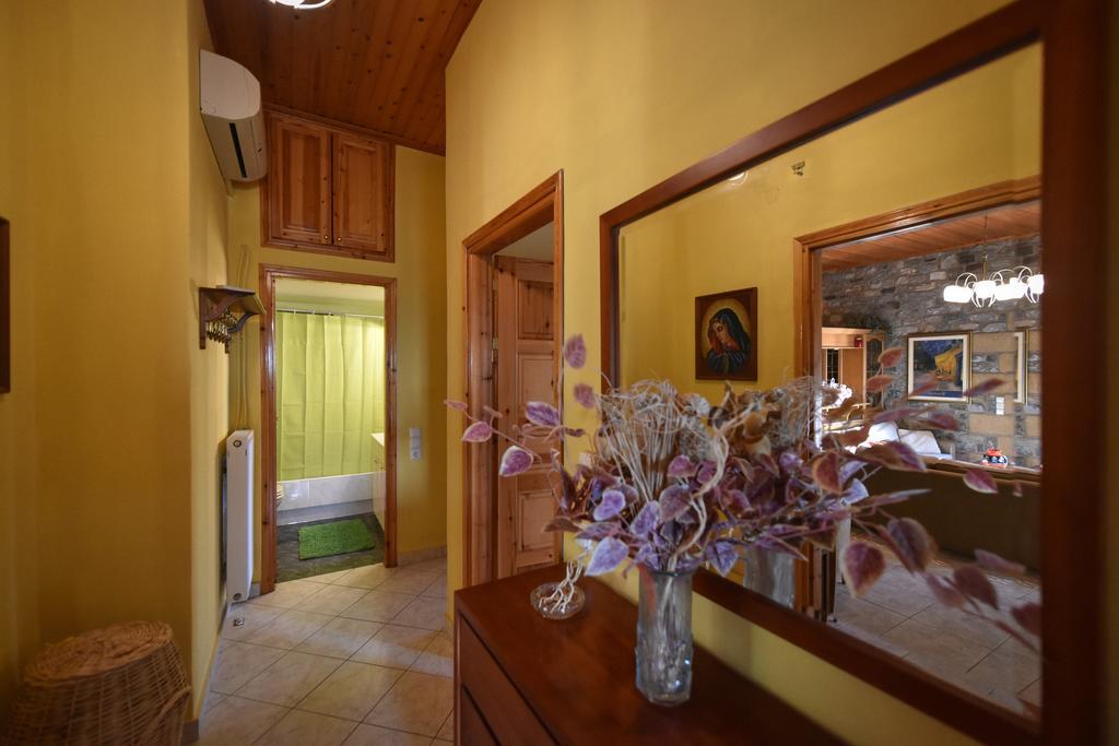 Villa Onar A Stone House With Amazing View Stoupa Exterior photo